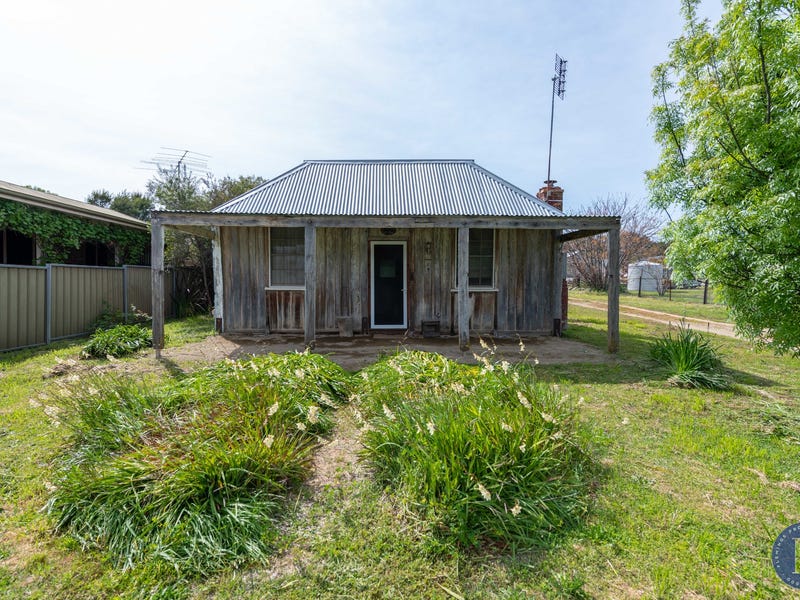 48 Dry Street, Boorowa, NSW 2586 House for Sale