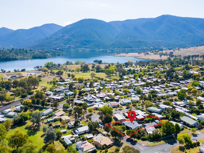 9 Clayton Street, Talbingo, NSW 2720 Property Details