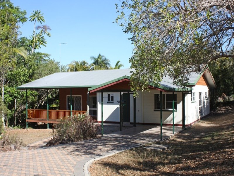 11 Langton Avenue, Mareeba, Qld 4880 Property Details