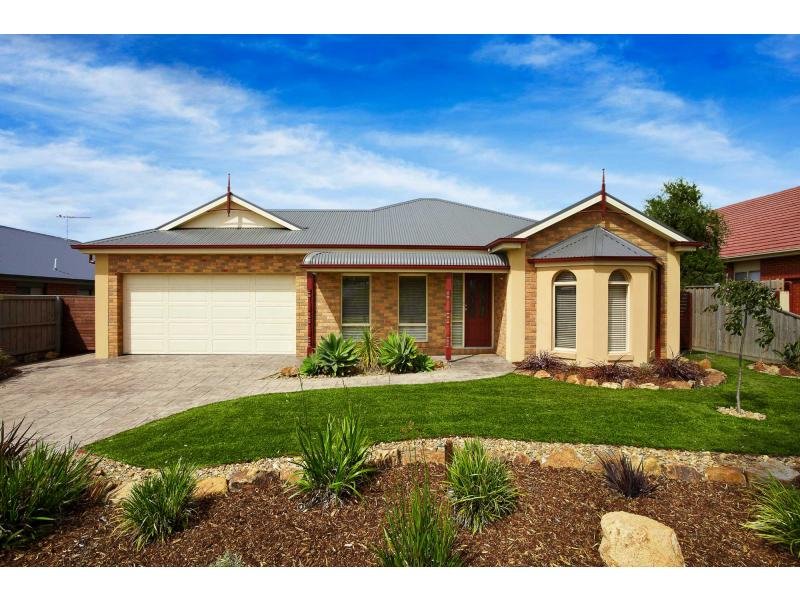 231 Flaxen Hills Road, Doreen, Vic 3754 Property Details