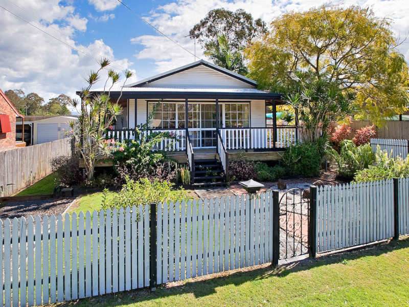 81 Crescent Avenue, Hope Island, QLD 4212