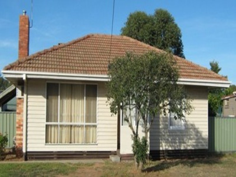 13 Charles Street, Cobram, VIC 3644