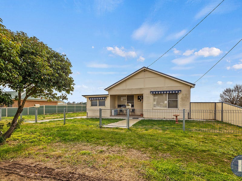 51 Campbell Street, Boorowa, NSW 2586 House for Sale