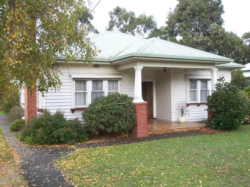 7 Hampden Street, Terang, Vic 3264 Property Details