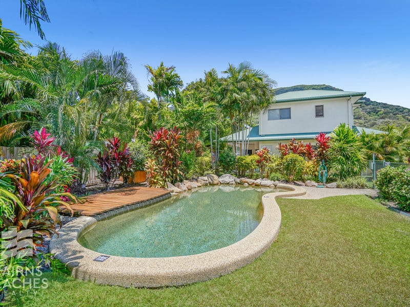 2/7173 Cedar Road, Palm Cove, QLD 4879