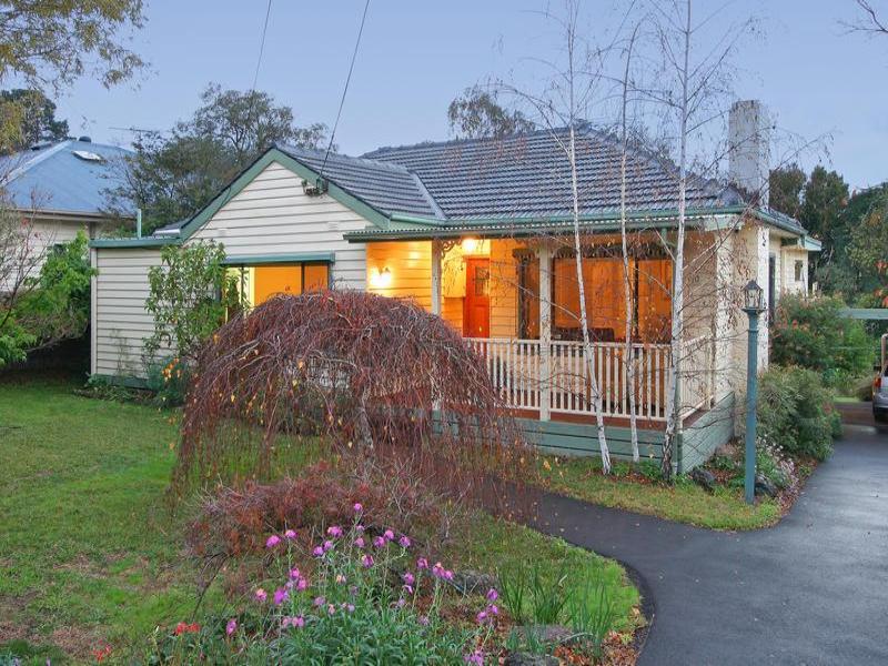 10 Scenic Avenue, Ringwood East, VIC