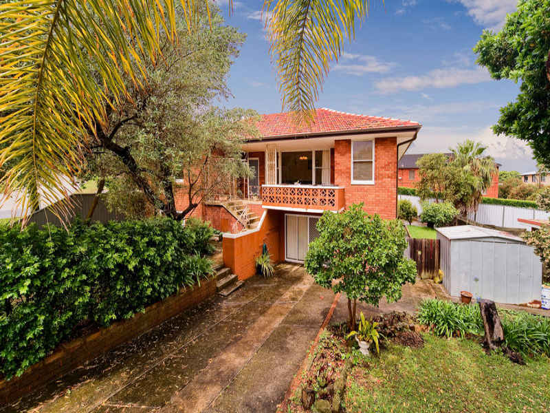 1 Regina Avenue, Brookvale, NSW 2100 Property Details