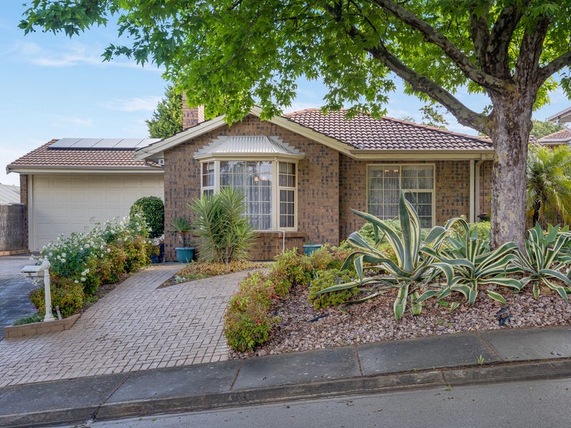 8 Houston Court, Wynn Vale, SA 5127