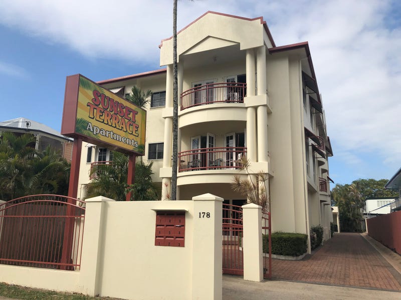 9/178 Mcleod Street, Cairns North, QLD 4870