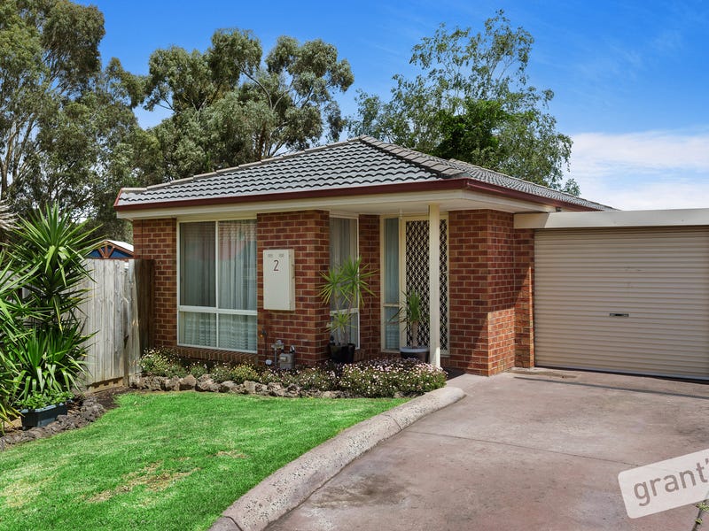 2/15 Hardy Court, Berwick, VIC 3806 - realestate.com.au