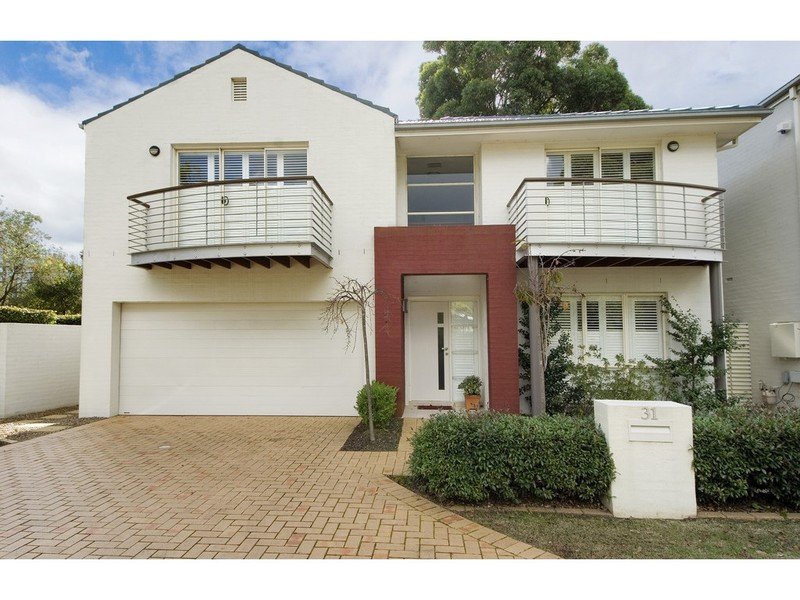 31 Seaview Parade, Belrose, NSW 2085 Property Details