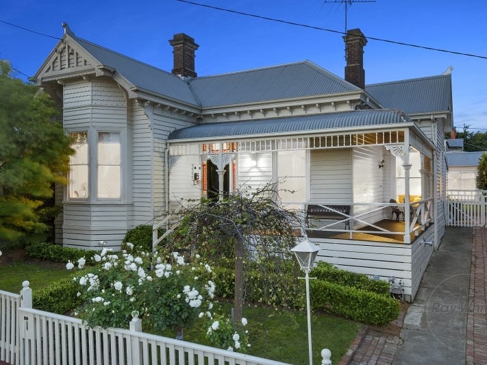 4 Buckland Avenue, Newtown, Vic 3220 Property Details