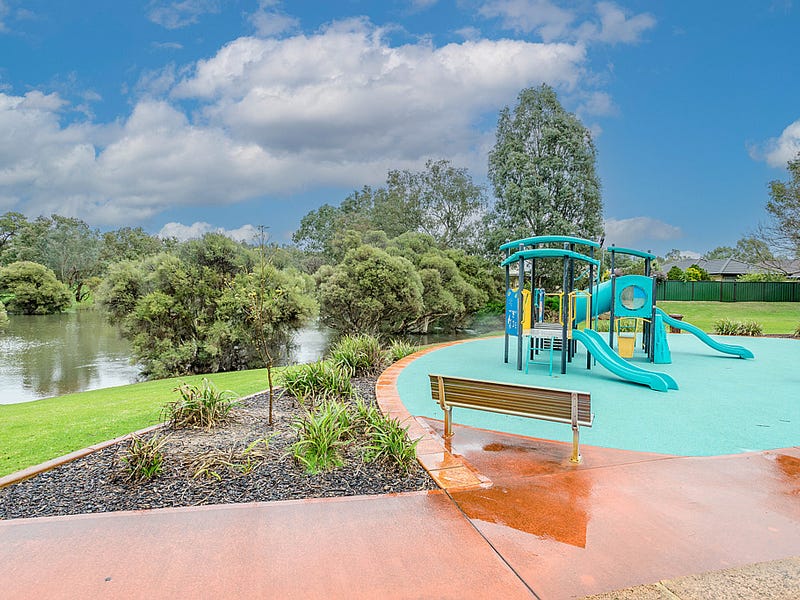 12 Aldinga Street, Kenwick, WA 6107 Property Details