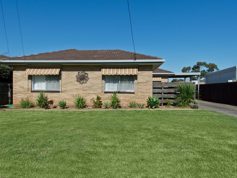 23 Essex Drive, Melton, Vic 3337 Property Details