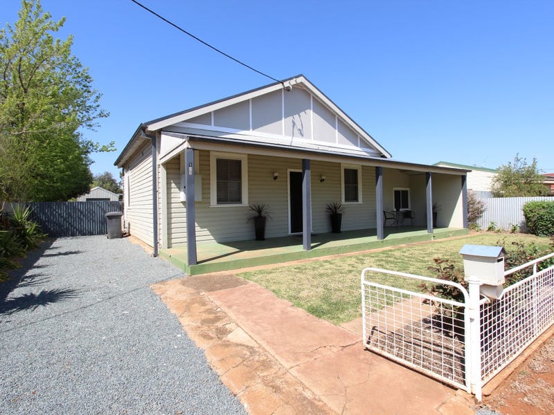 130 Polaris Street, Temora, NSW 2666