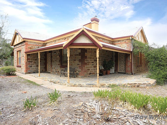 10 Paradise Street, Burra, SA 5417