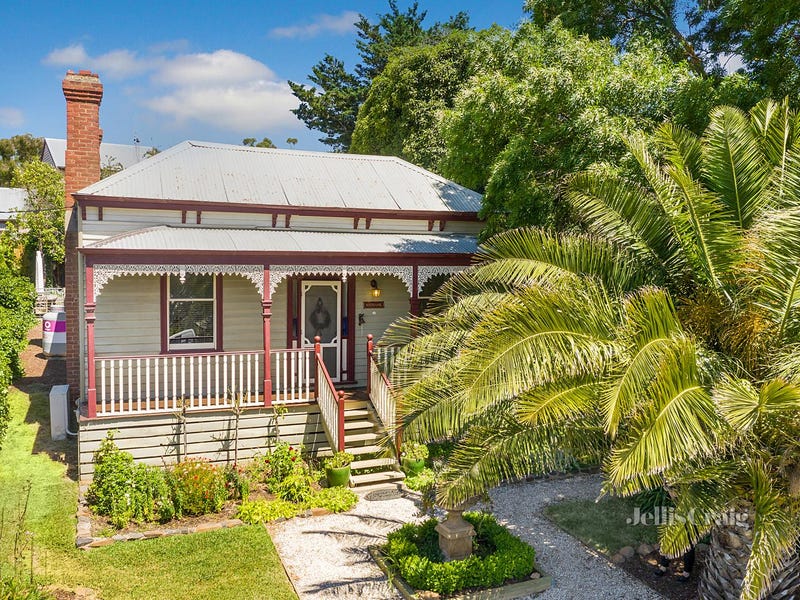 11 Reef Street, Maldon, Vic 3463 Property Details