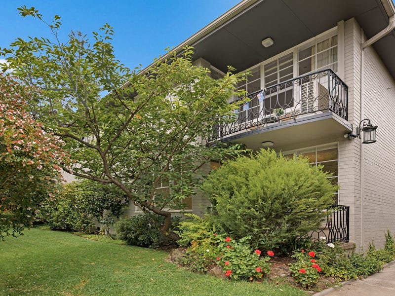 2/183 Kooyong Road, Toorak, Vic 3142