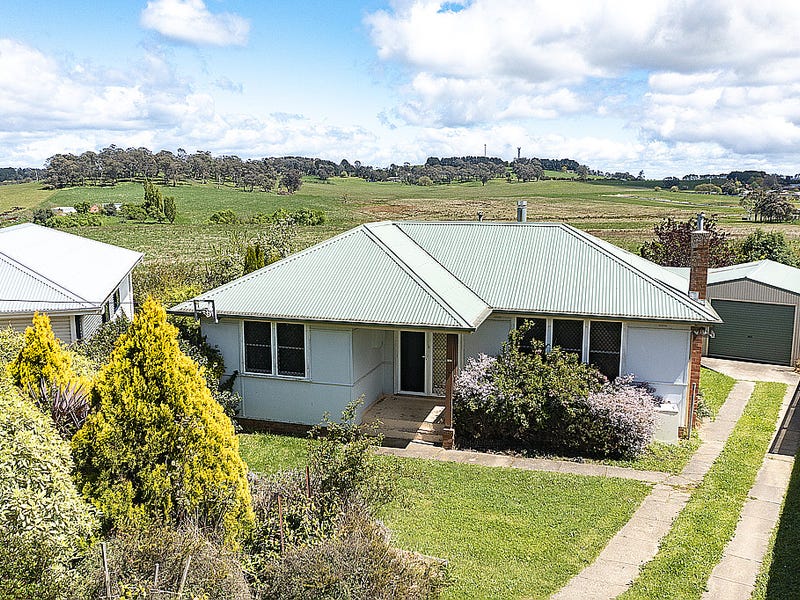 6 Kelly Place, Oberon, NSW 2787 Property Details