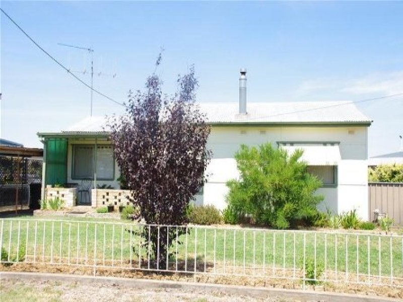 16 Mulyan Street, Cowra, NSW 2794