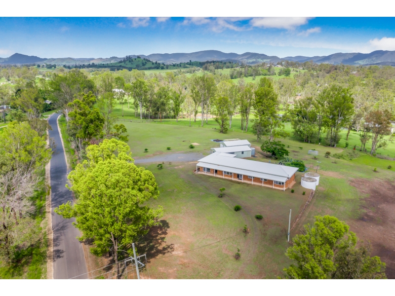 259 Mcintosh Creek Road, Jones Hill, QLD 4570