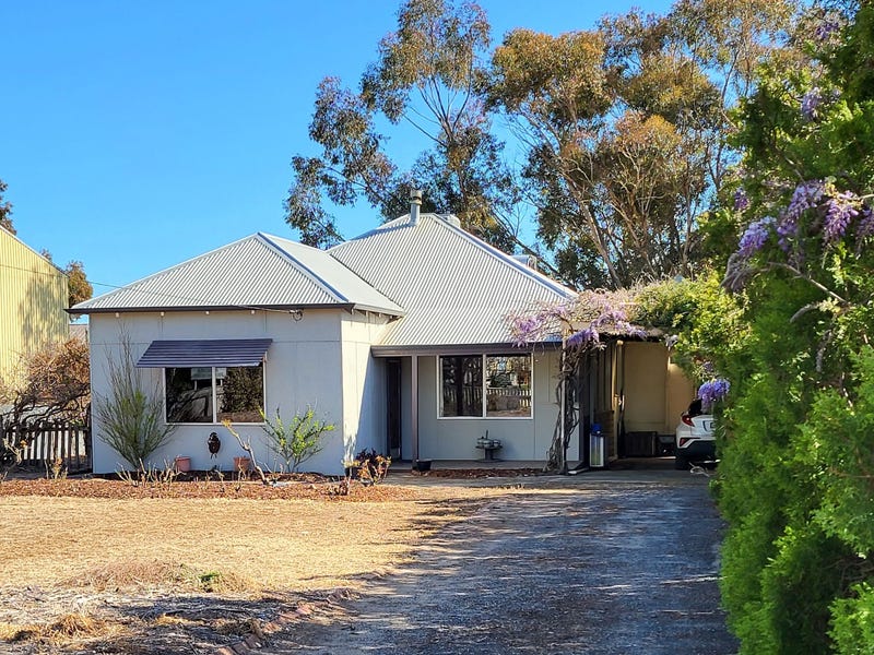 Houses for Sale in Borden, WA 6338