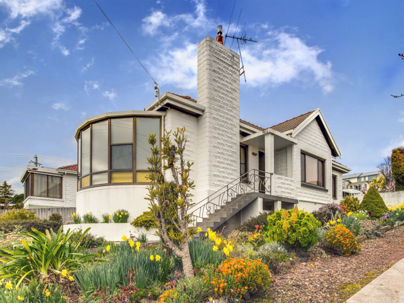 15 Napier Street, Beauty Point, TAS 7270
