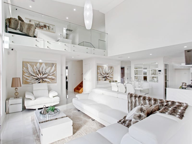 14 Village Circuit, Gregory Hills, NSW 2557