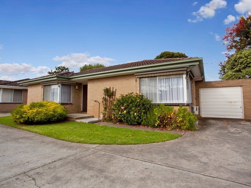 2/11 Wellington Street, Mornington, Vic 3931 Property Details