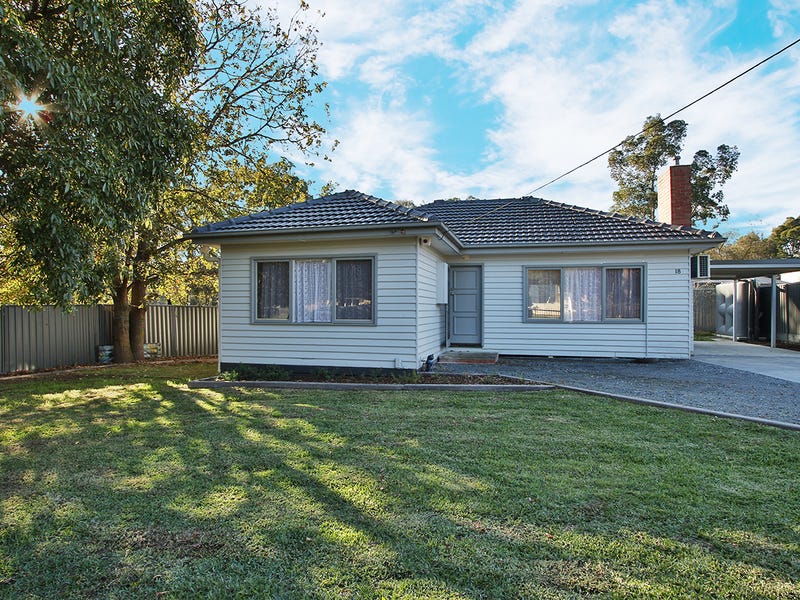 18 Emma Road, Croydon, VIC 3136