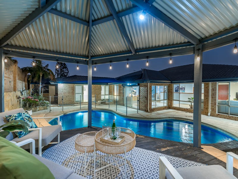 2 Oorama Court, Ocean Reef, WA 6027