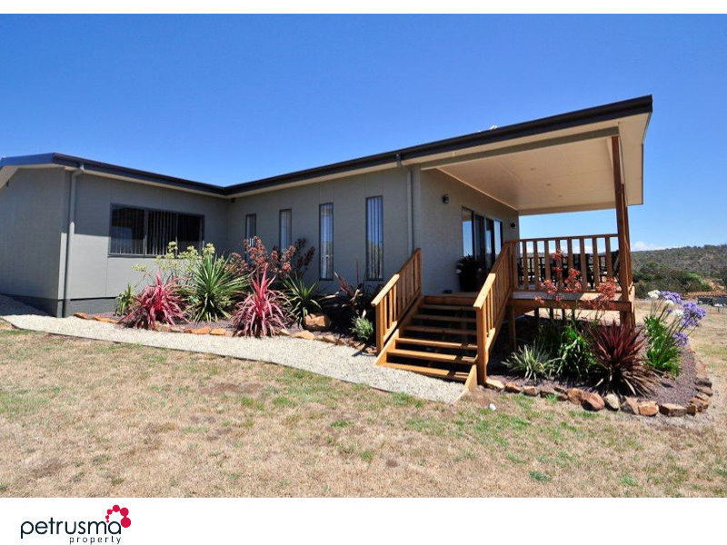 4 Tarleton Street, Swansea, Tas 7190 Property Details
