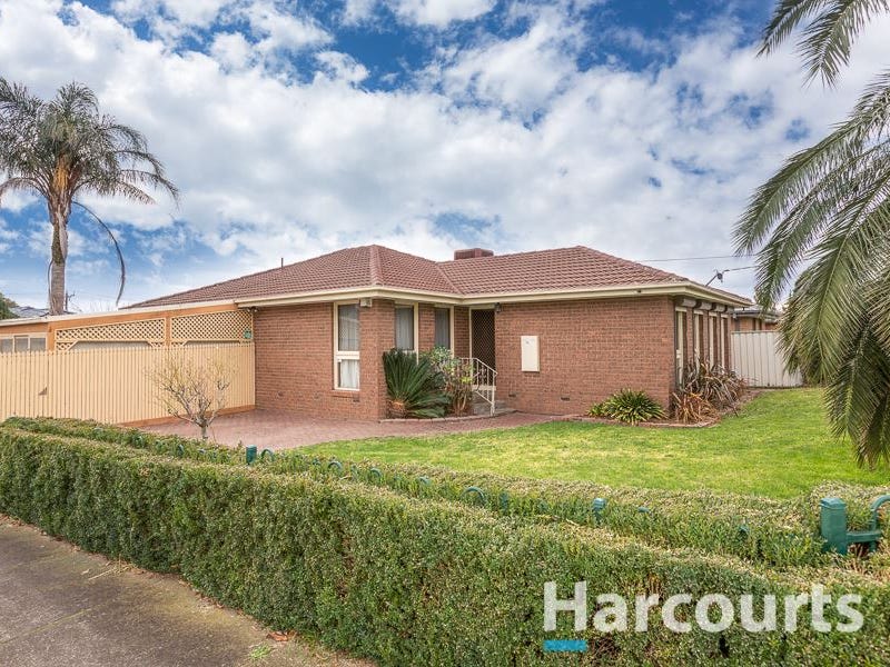 102 Bakers Road, Dandenong North, Vic 3175 House for Sale