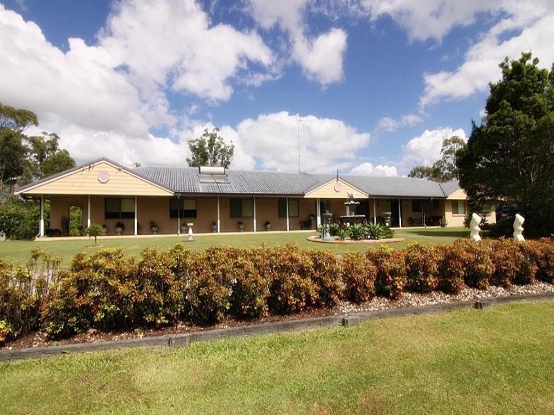 110 Country Crescent, Nerang, Qld 4211 Property Details