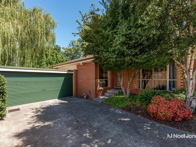 3/4 Kitchener Road, Croydon, VIC 3136