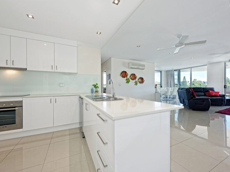 43/17 Marine Parade, Redcliffe, Qld 4020 - Property Details