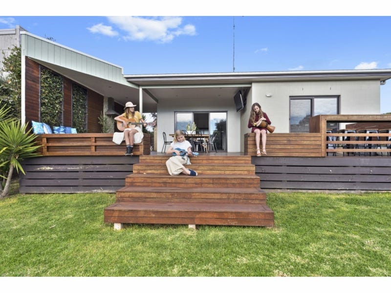 6 Blackwattle Mews, Torquay, Vic 3228 Property Details