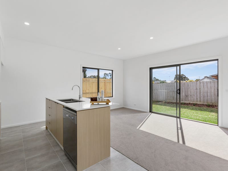 7/36 Meadowvale Drive, Grovedale, VIC 3216