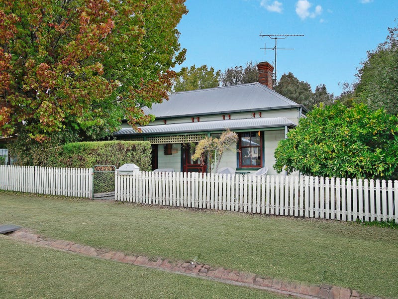 36 Mellish Street, Beechworth, VIC 3747