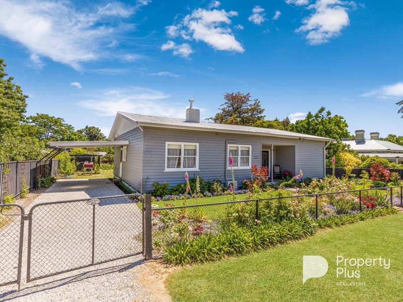 30 Adair Street, Maldon, Vic 3463 House for Sale