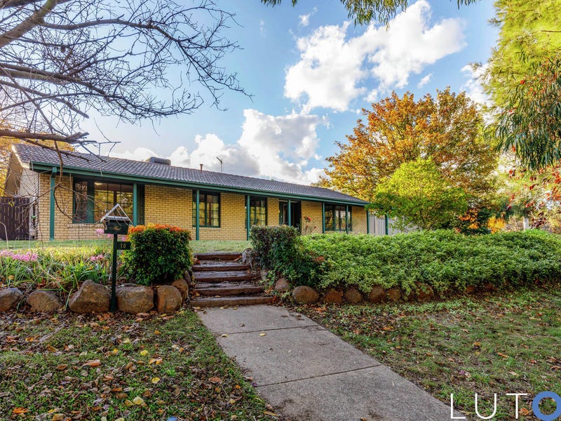 10 Clive Steele Avenue, Monash, ACT 2904