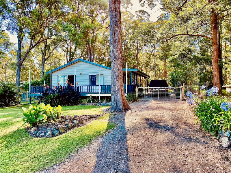 27 Eastslope Way, North Arm Cove, NSW 2324