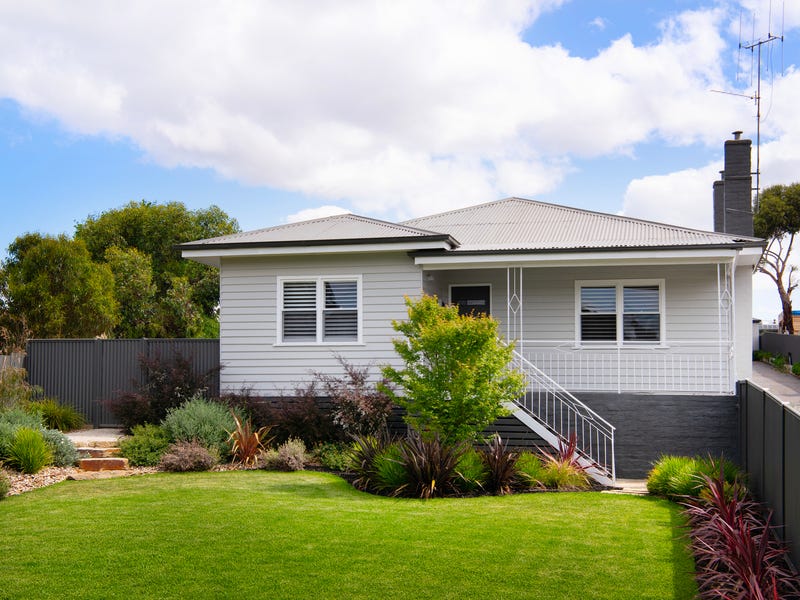 1/77 Elizabeth Street, Castlemaine, Vic 3450 House for Sale