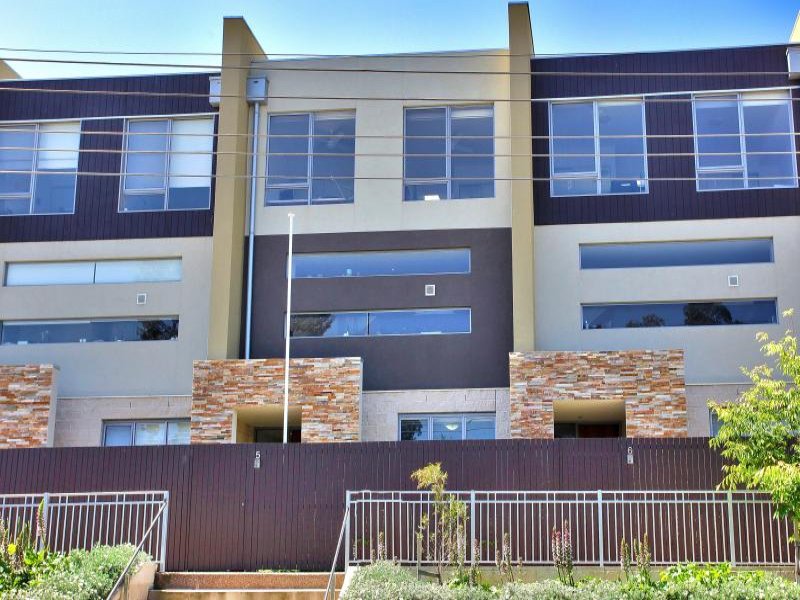 5/58 Bateman Road, Kensington, Vic 3031 Property Details