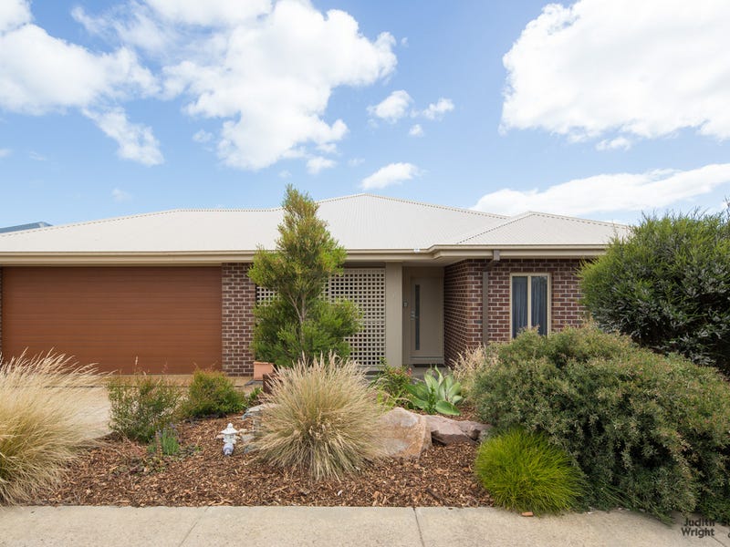 2 Shoalhaven Road, Cowes, Vic 3922 Property Details