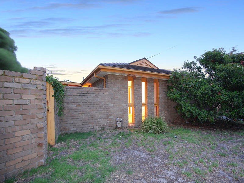 14 Barclay Avenue, Frankston, Vic 3199 Property Details