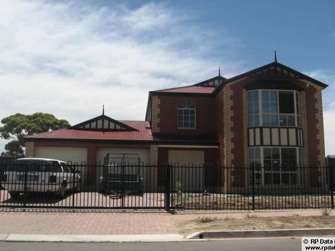 10 Kopoola Cres, Gilles Plains, SA 5086