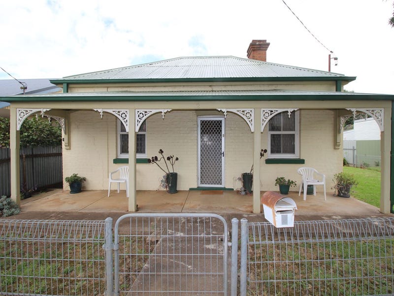 2 Justin Street, Cootamundra, NSW 2590 Property Details