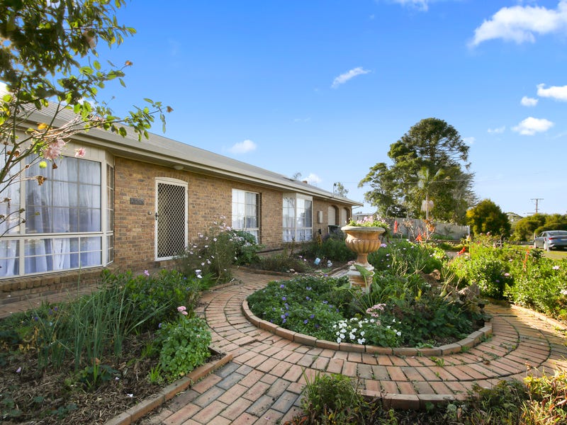 17 Raymond Street, Orbost, Vic 3888 House for Sale