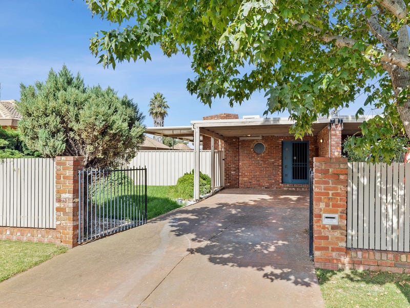 1/1 Pamela Court, Werribee, Vic 3030